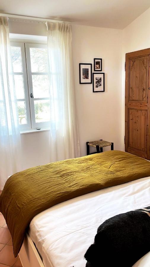 Le Cigalon Acomodação com café da manhã Le Beausset Quarto foto